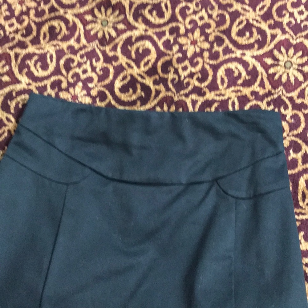 Worthington black tailored pencil midi skirt. - Picture 3 of 3